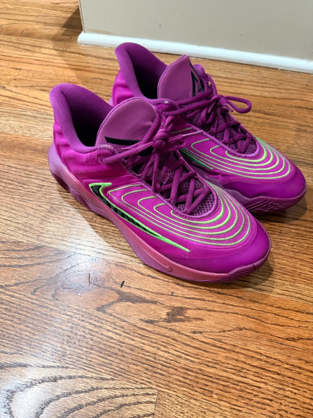 Men’s Nikes